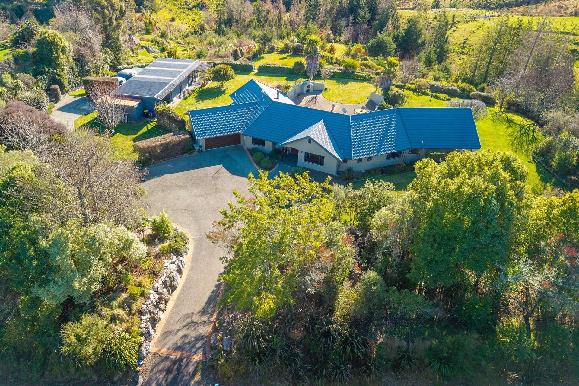 165 Totara View Road Wakefield_0