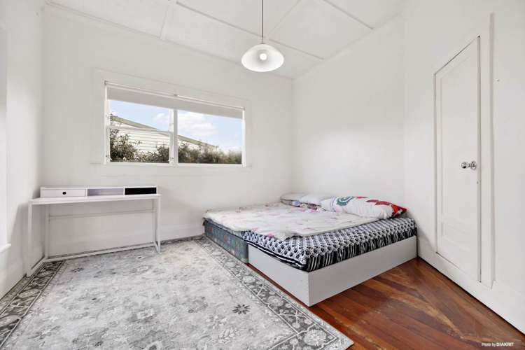 21 McLennan Road_4