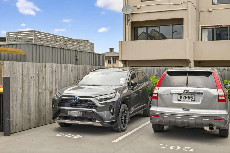 g02/272 Barbadoes Street Christchurch Central_13