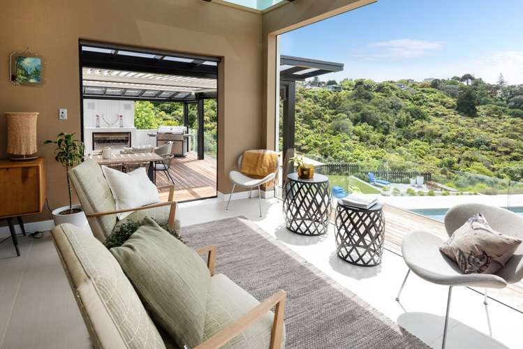 26 Estuary Views Cockle Bay_13