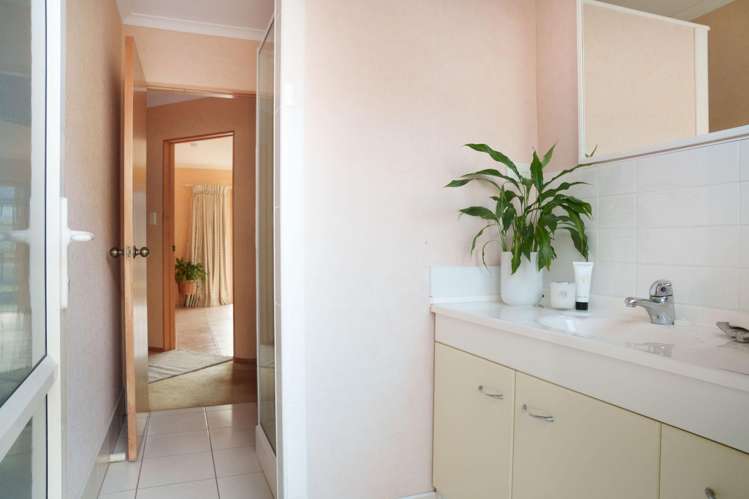 4 Mauritius Key Papamoa Beach_13