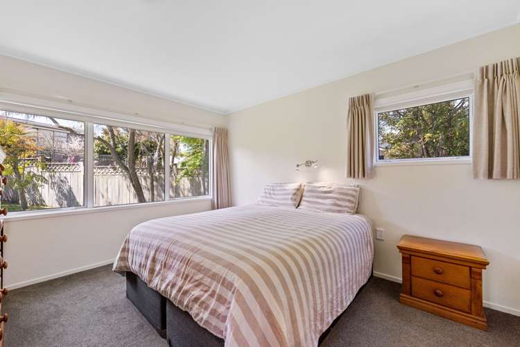 2/5 Henry Hill Road Taupo_14