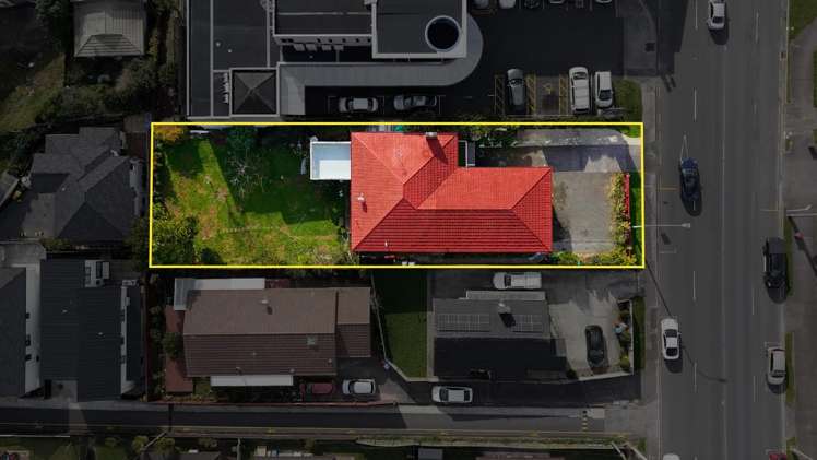 447 Richardson Road_0