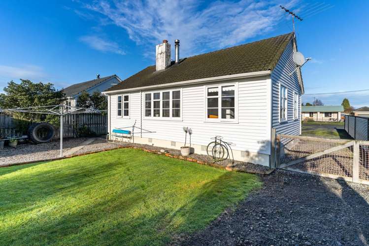 6 Duthie Street Milton_12