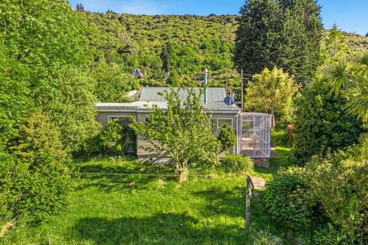 18 Matai Street Ravensbourne_19