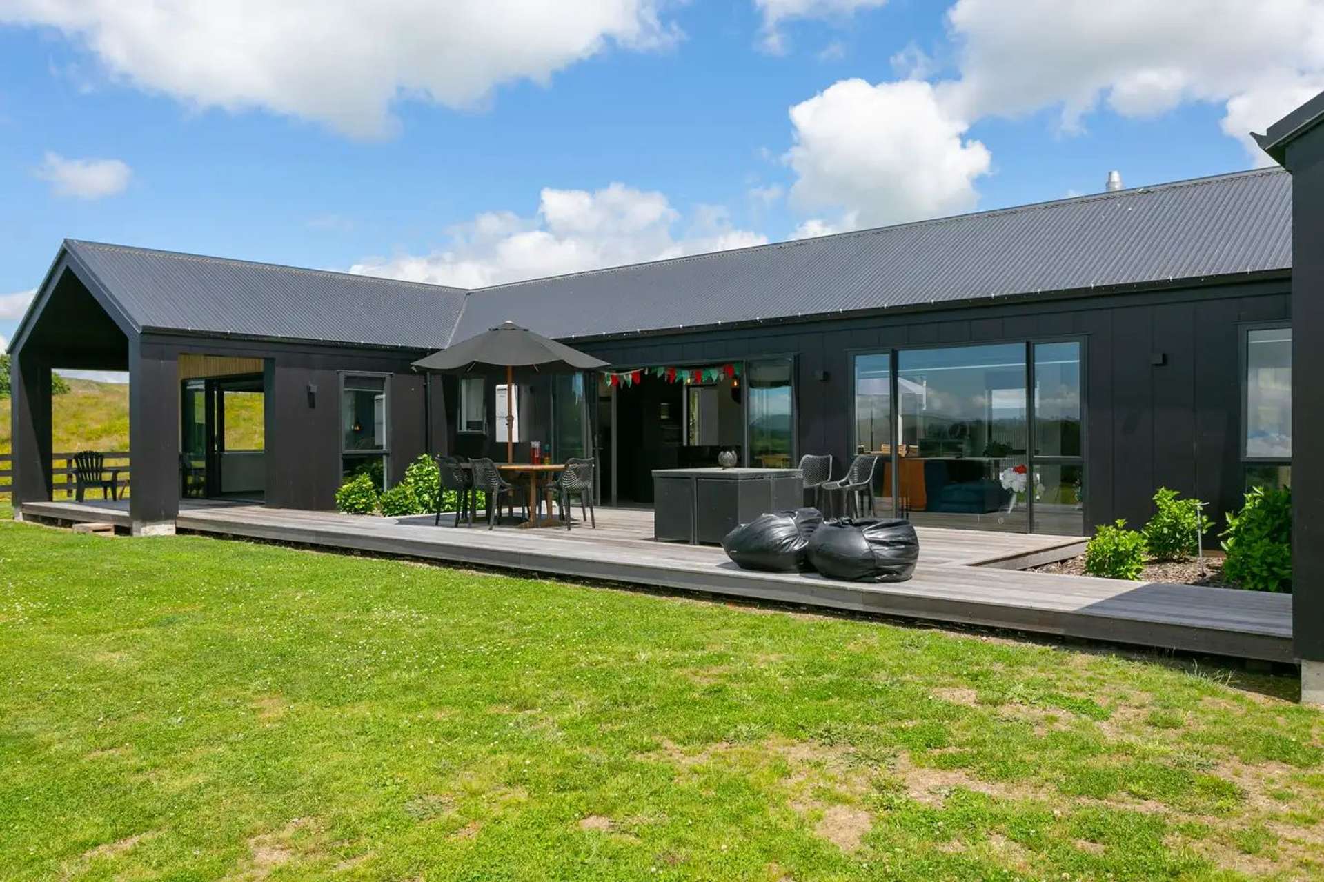 Address withheld Marotiri_0