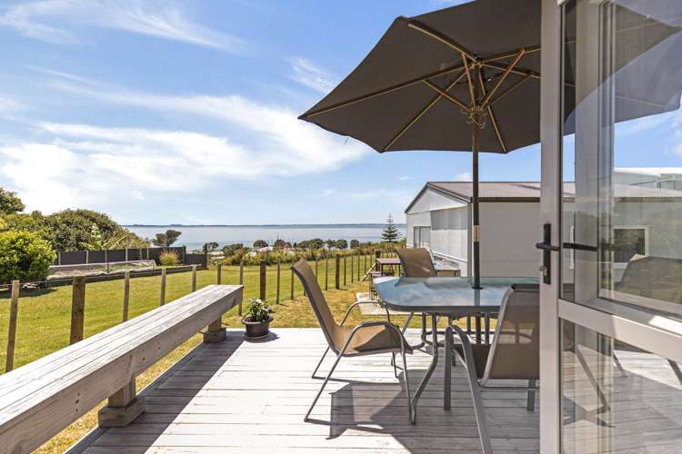 499 Grahams Beach Road Awhitu_33