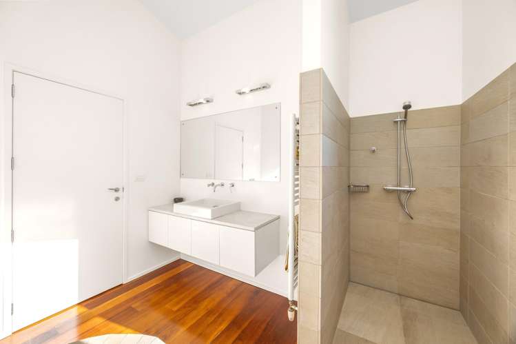18 Montgomery Terrace Hillsborough_26