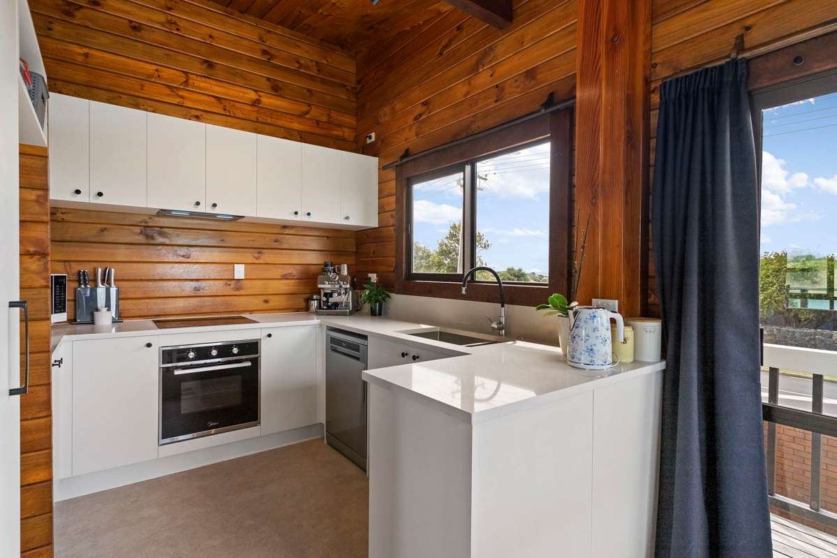 773 Whangaparaoa Road_2