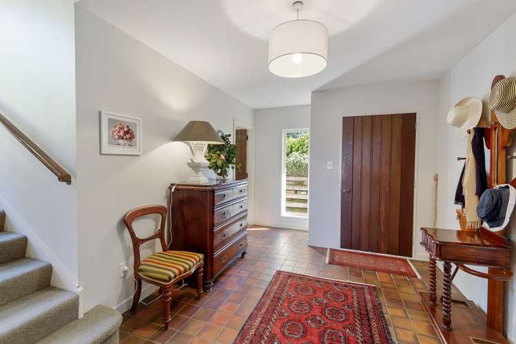 11 Merlincote Crescent Governors Bay_7