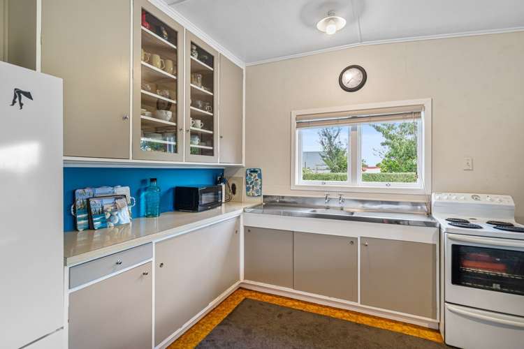 2 Longfellow Street Te Aroha_14