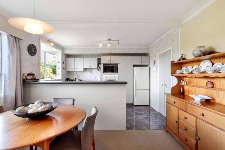 61 Daffodil Street Titirangi_8