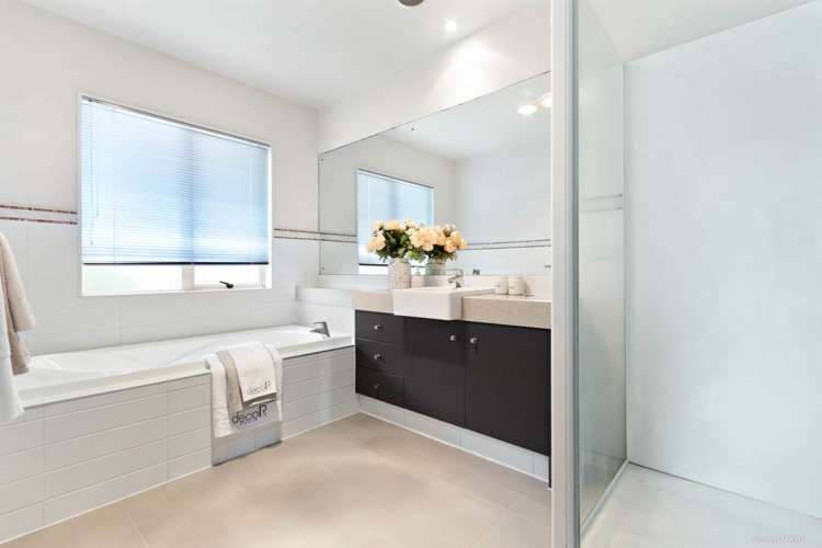 9 Kouras Place Flat Bush_12