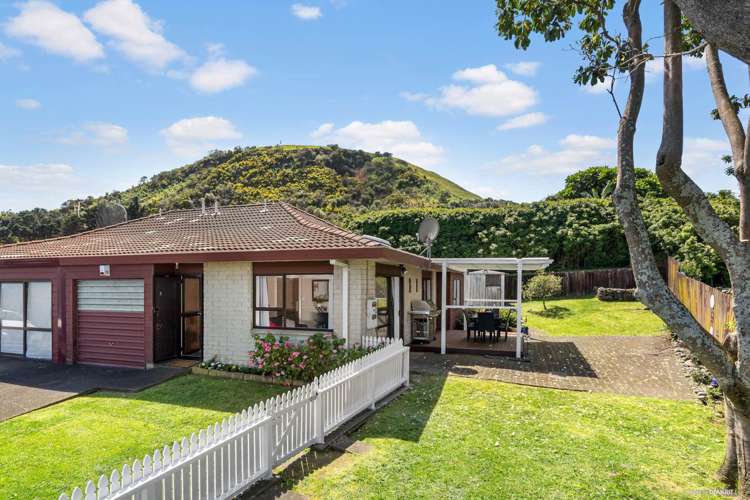 2/2 Monaco Place Mount Wellington_0