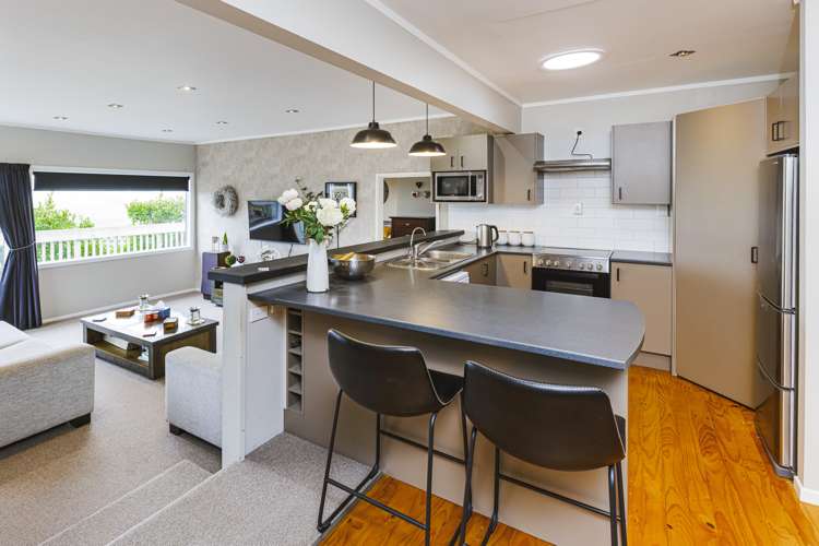 62a Wharf Road Clarks Beach_3