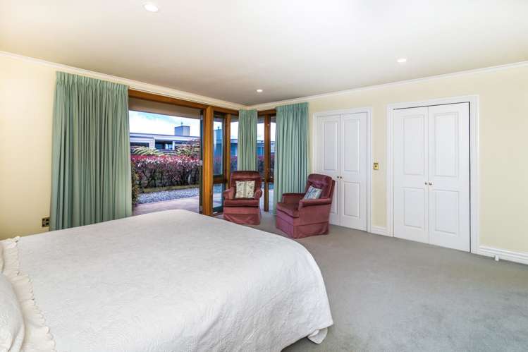 2/70 Harvey Street Waipahihi_18