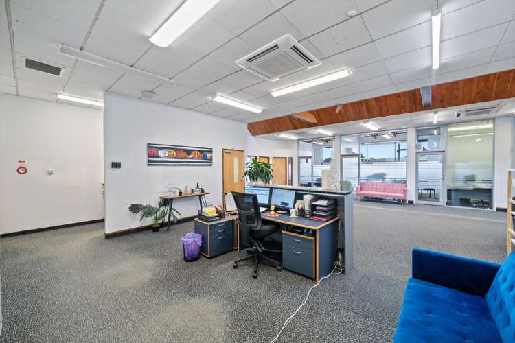 64-66 Windsor Street Windsor_14