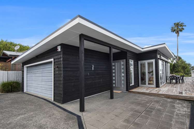 5 Munro Street Onerahi_21