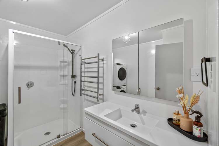 34 Karaka Street Helensville_13