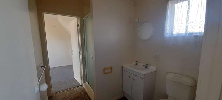 4/10 Rangatira Street 11209_12