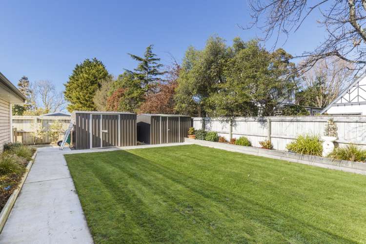 11 Mahi Grove Feilding_23