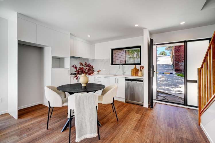 85 Rosier Road Glen Eden_11