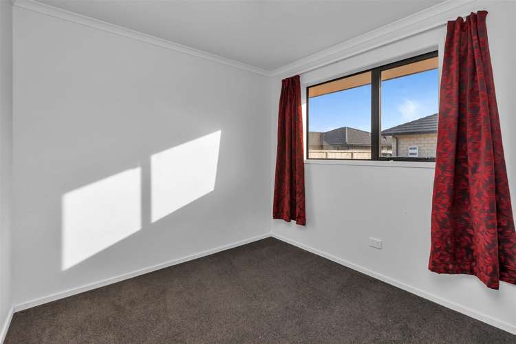 33 Ocean View Rise Ruakaka_13