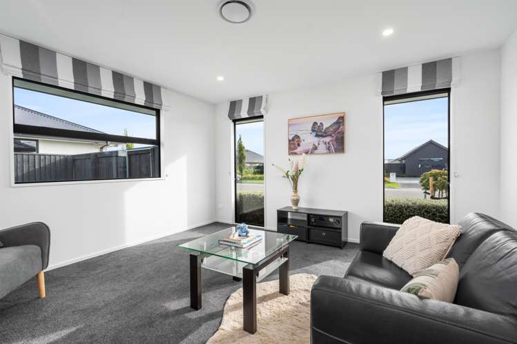 20 Florence Drive Lincoln_8