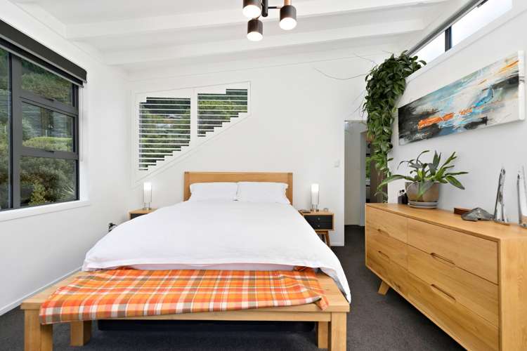 40 Arawata Terrace Fernhill/Sunshine Bay_24