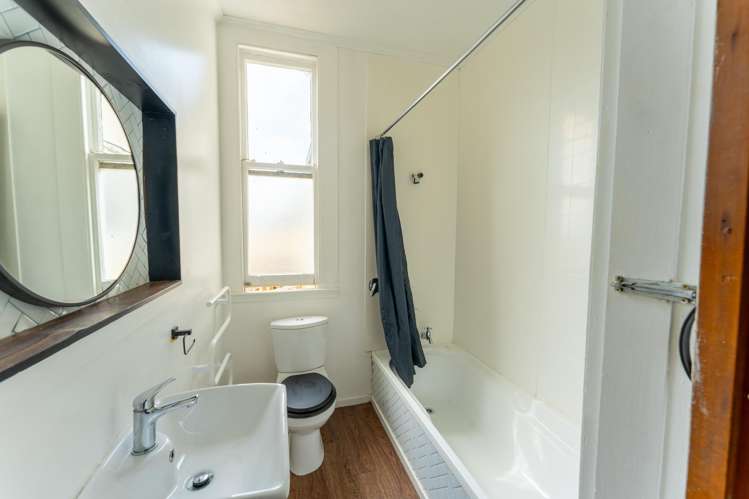 3 Mere Mere Street Seaview_2