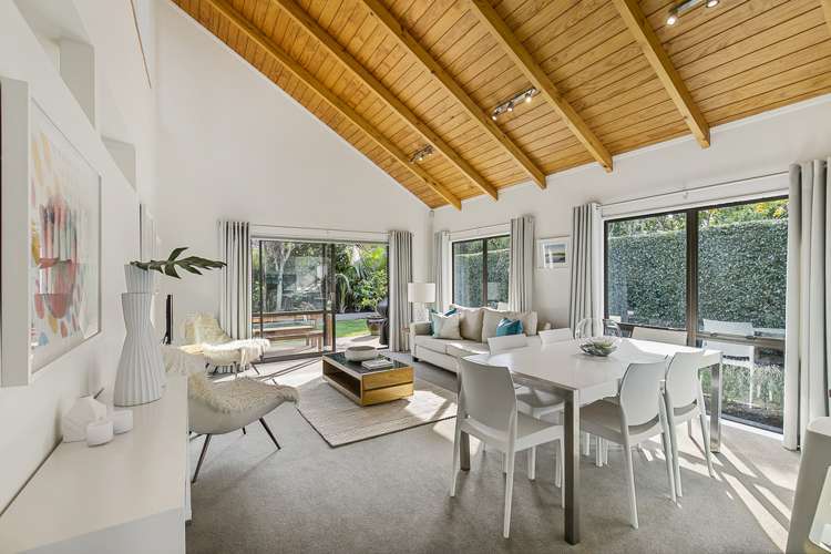 2/15 Queensway Three Kings_7