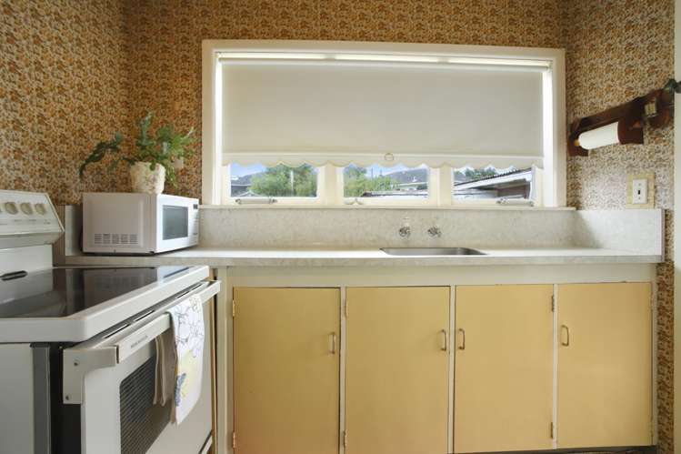 102 Mountain Road Mangere Bridge_7