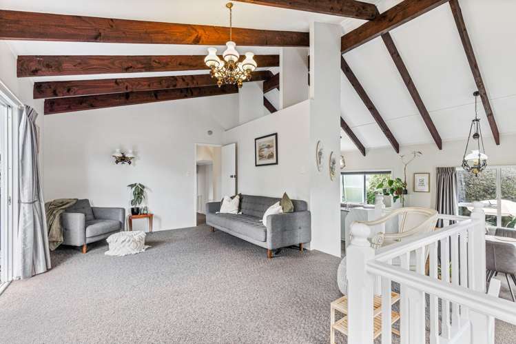 18 Dawnhaven Drive Te Atatu Peninsula_9