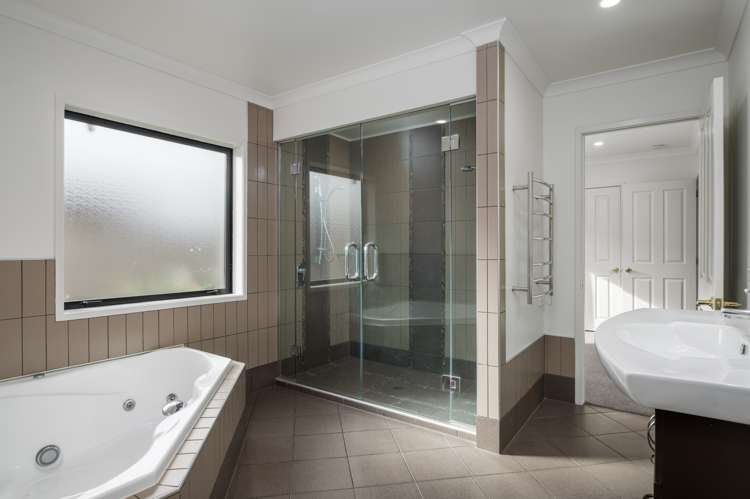 28 Pohutukawa Grove Lytton West_23