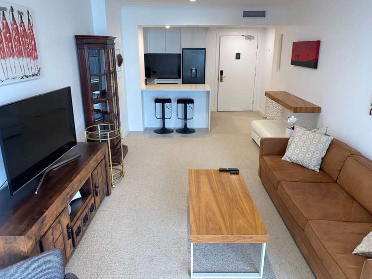 2405/8 Albert Street City Centre_0