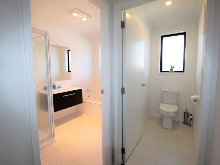 27 Plescher Crescent Leamington_20