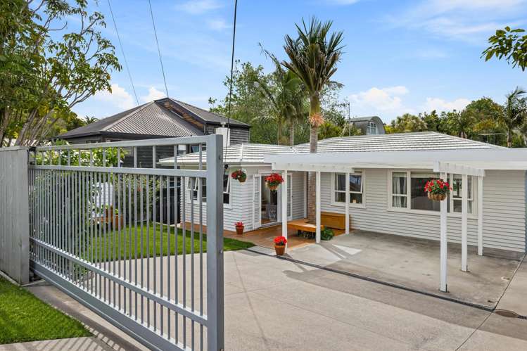 71 Saddleback Rise Murrays Bay_17