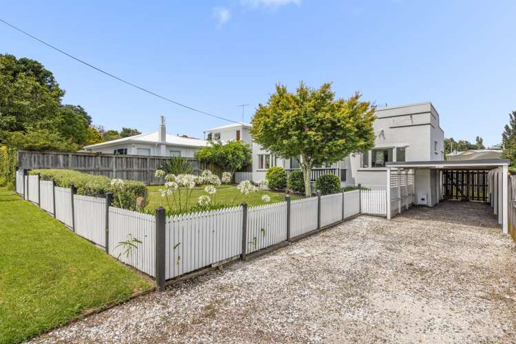 32 Bellevue Road Brookfield_12