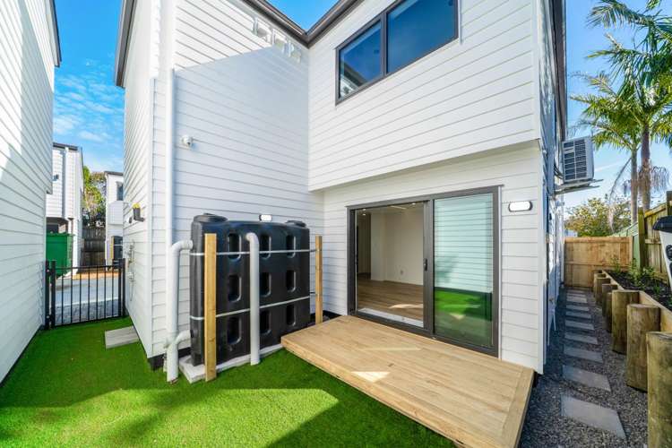 19E Woolfield Road_3