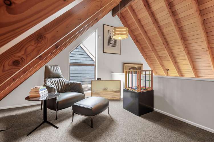 999 River Road Queenwood_17