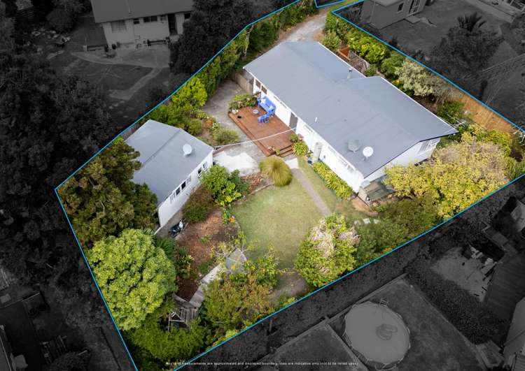 15 Helleur Road Massey_22