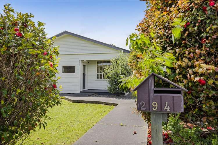 294 High Street Hawera_23