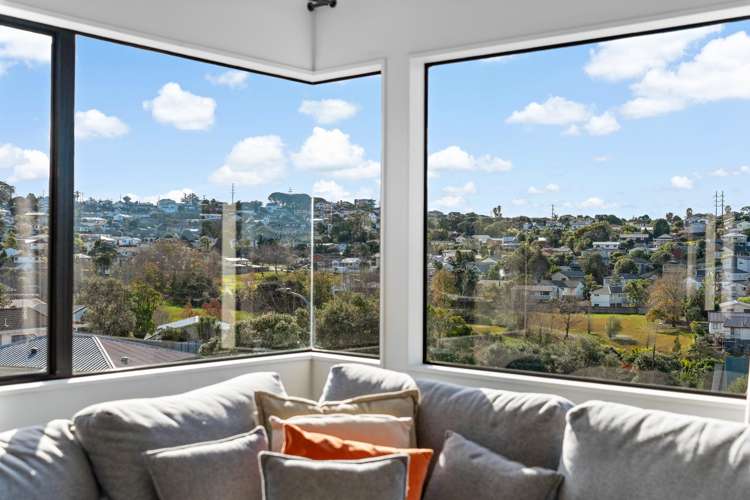 10 Camilla Grove Totara Vale_3
