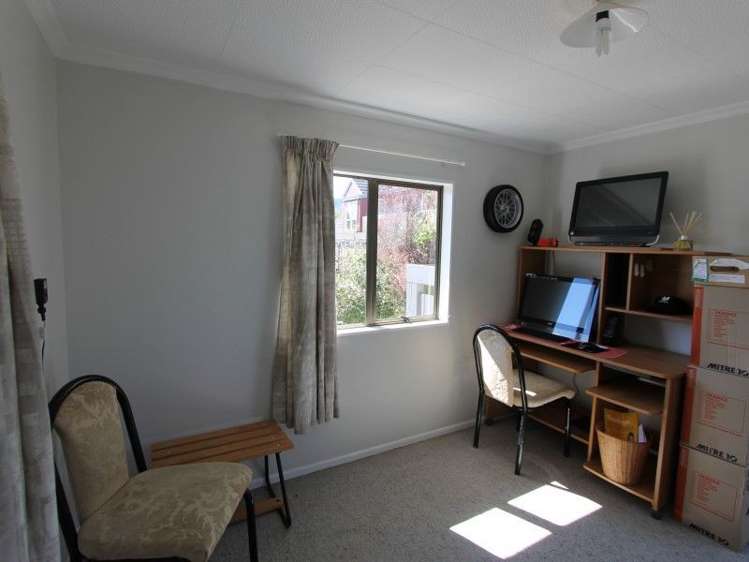 15 Puriri Street Hilltop_12