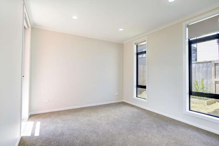 2/57 Waireka Road Rototuna North_5