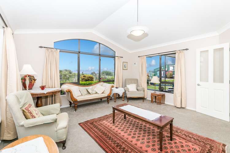 24 Highgrove Drive Grandview Heights_9