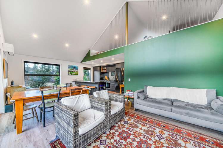 46 Trelissick Loop Castle Hill_12