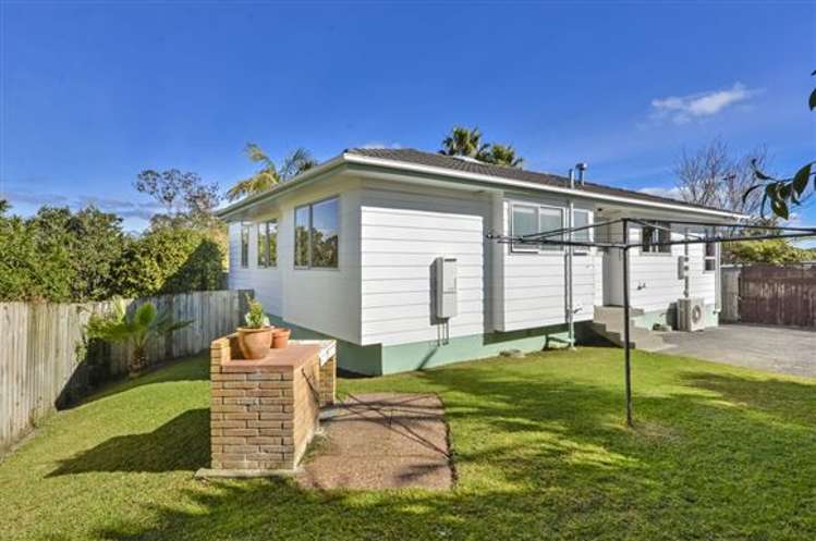 8 Tree View Avenue Glenfield_17