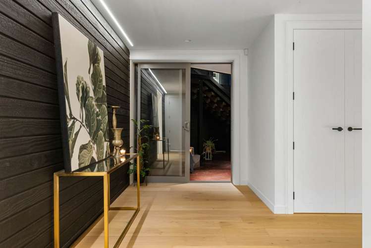 61A Churchill Road Murrays Bay_29