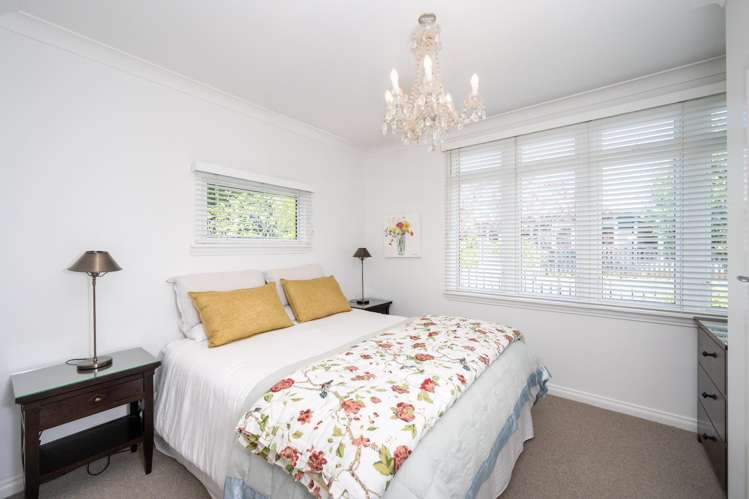 2 Busby Hill Havelock North_11